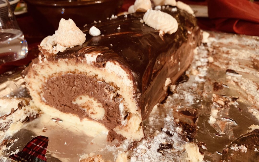 Bûche de Noël et gâteau aux marrons