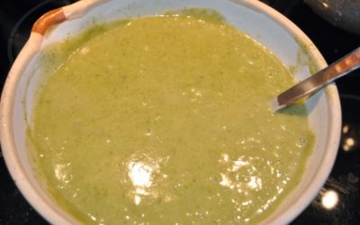 Soupe au cresson, orties, ou autres feuilles vertes